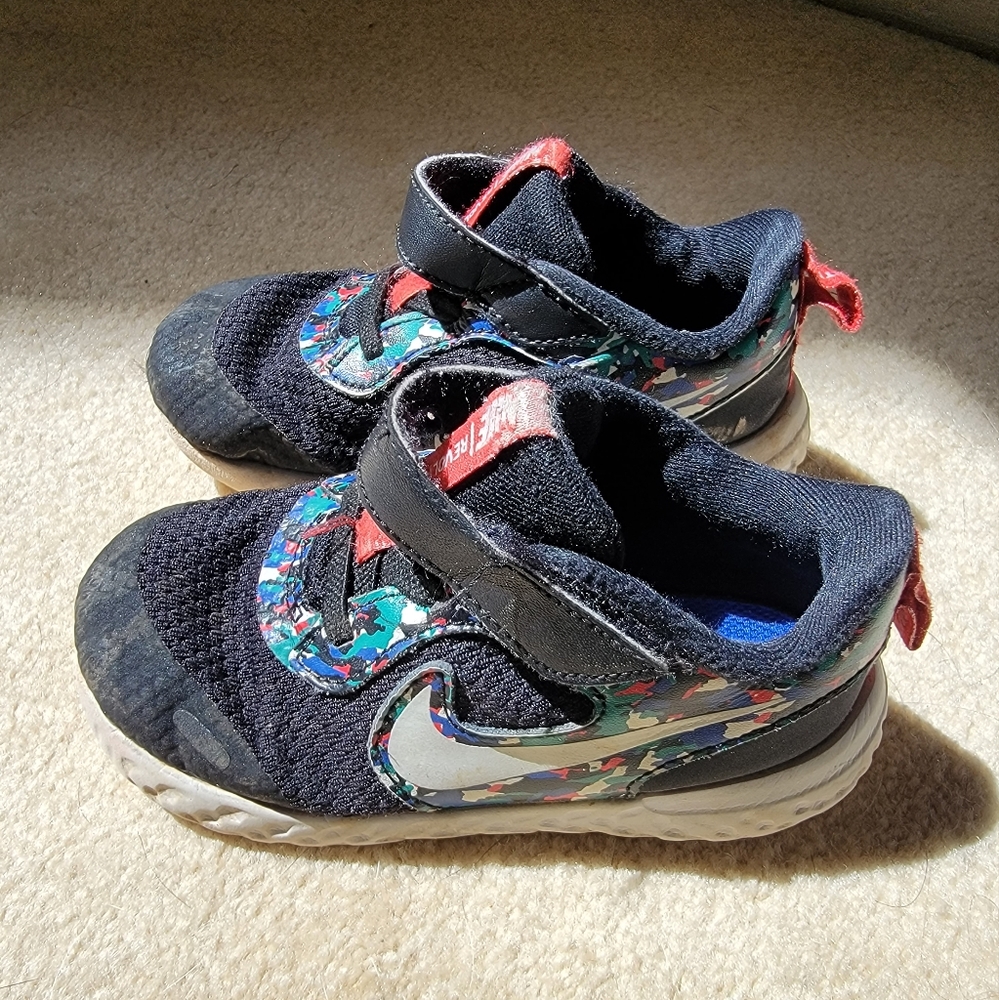 Nike Revolution Shoes